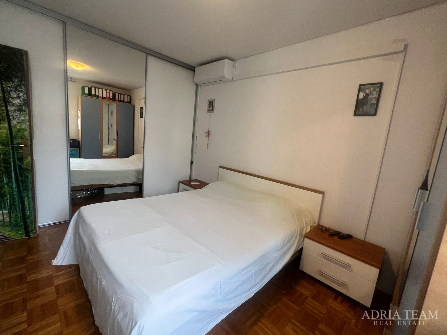 SVJETAO I OSUNČAN STAN NA 2. KATU, POGLED NA MORE, IZVRSNO ODRŽAVAN - BILI BRIG, ZADAR