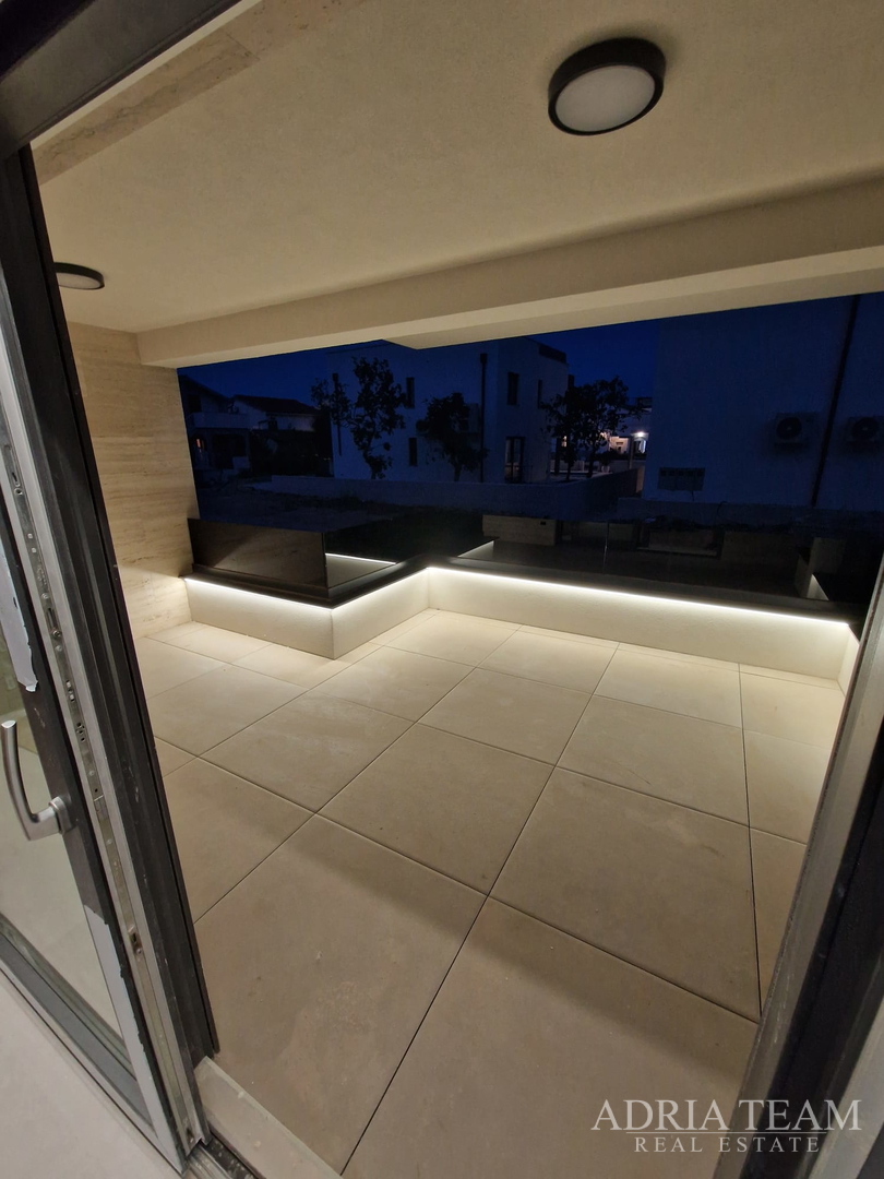 APARTMENTS IN A COMPLEX OF RESIDENTIAL BUILDINGS IN NEW CONSTRUCTION, 200 m FROM THE SEA - VIR