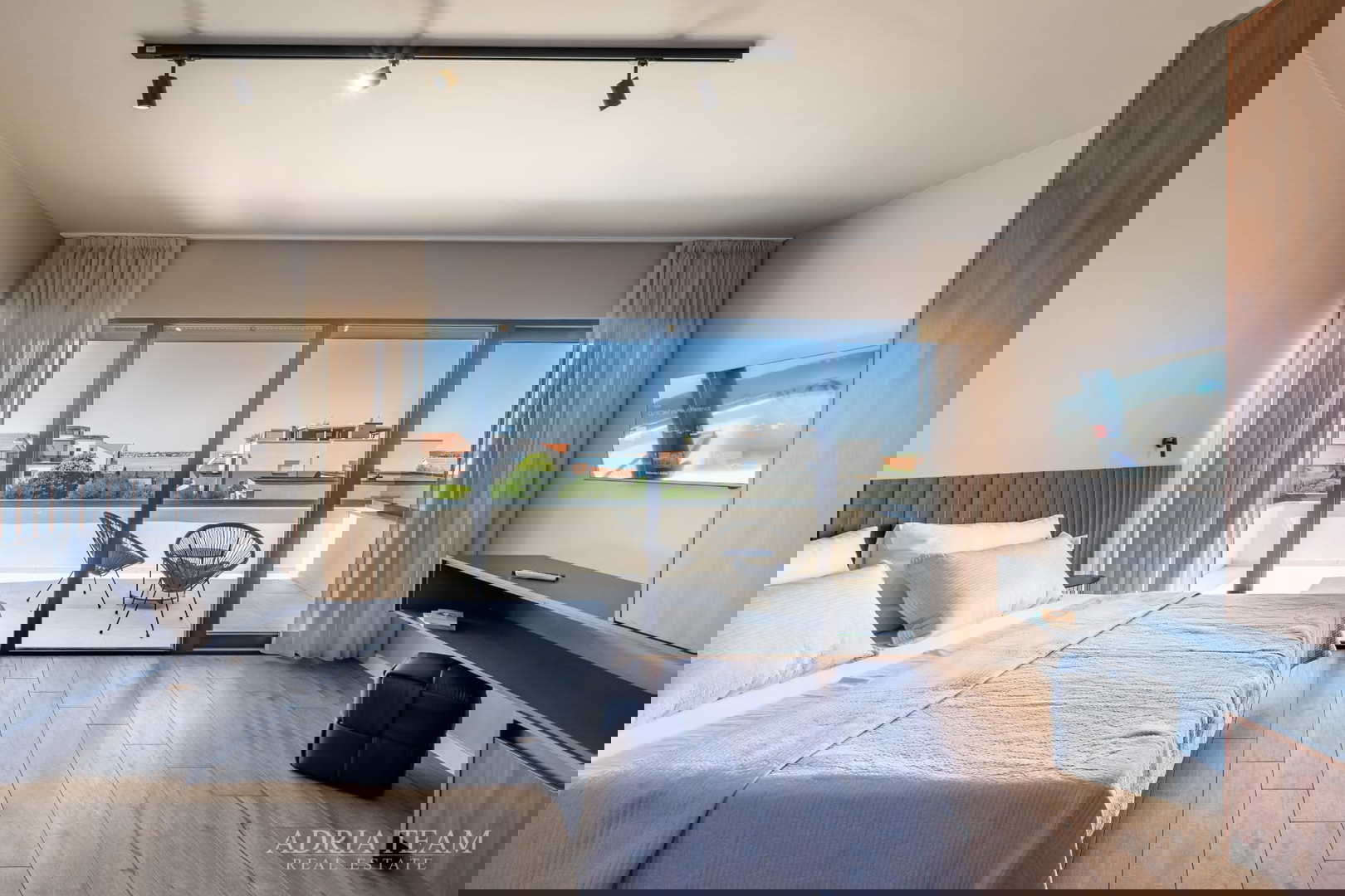 VILA, NOVOGRADNJA, 205 m OD MORA - VRSI, MULO