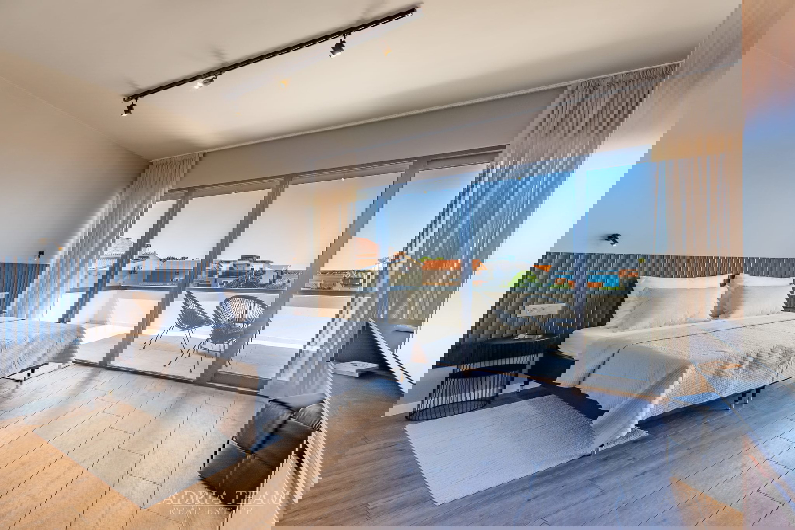 VILA, NOVOGRADNJA, 205 m OD MORA - VRSI, MULO