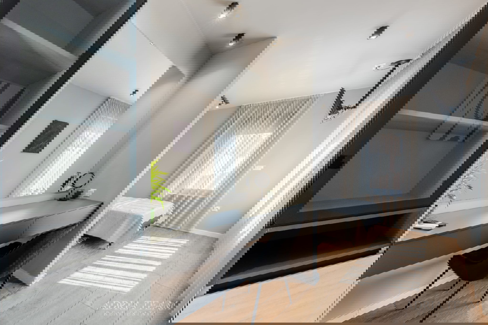 VILA, NOVOGRADNJA, 205 m OD MORA - VRSI, MULO