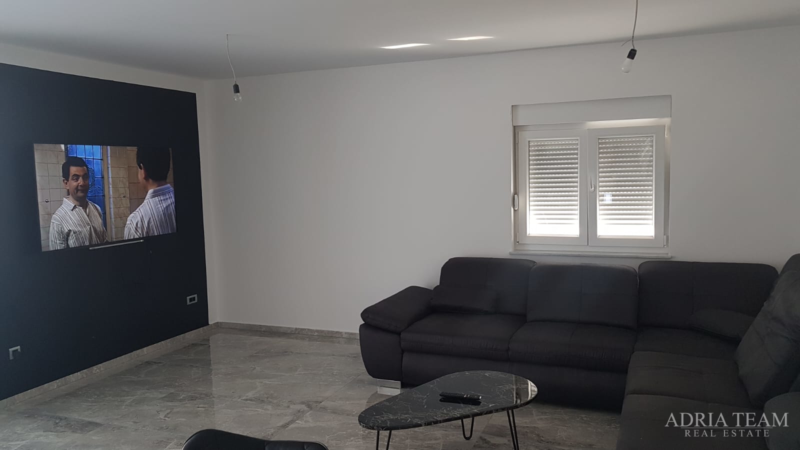 KUĆA S BAZENOM, MIRNA I TIHA POZICIJA, PAG - POVLJANA