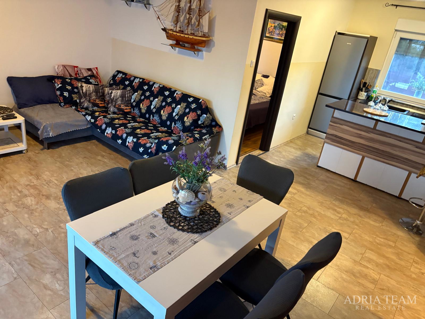 KUĆA S BAZENOM, TIHA I MIRNA POZICIJA, PAG - POVLJANA