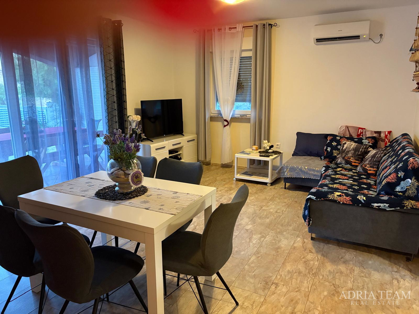 KUĆA S BAZENOM, TIHA I MIRNA POZICIJA, PAG - POVLJANA