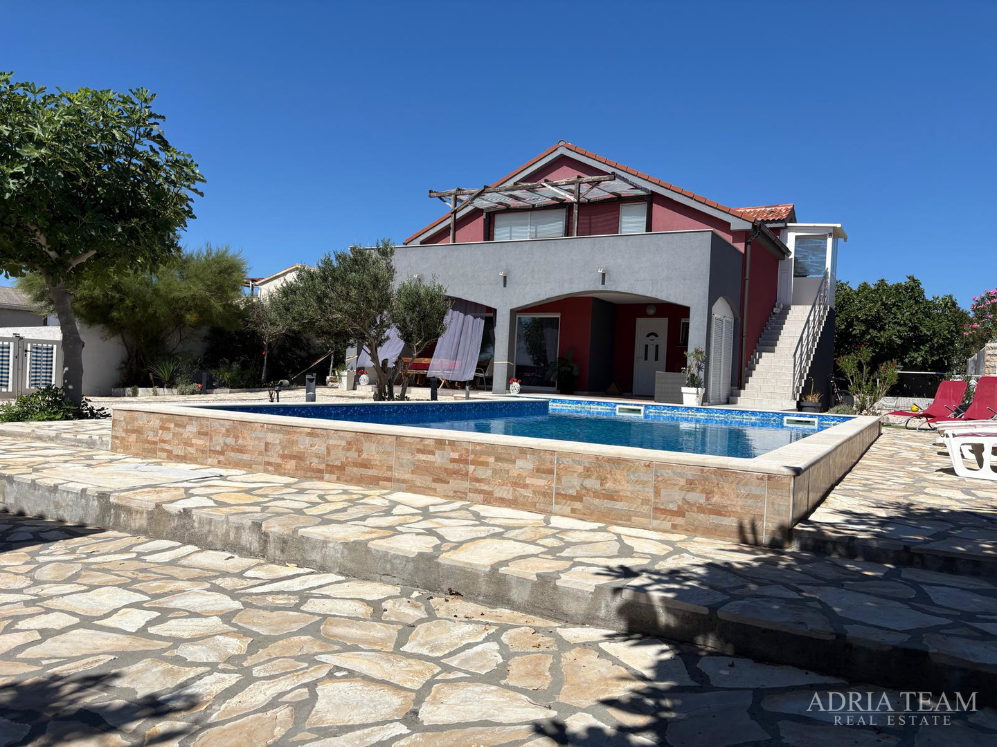 KUĆA S BAZENOM, TIHA I MIRNA POZICIJA, PAG - POVLJANA