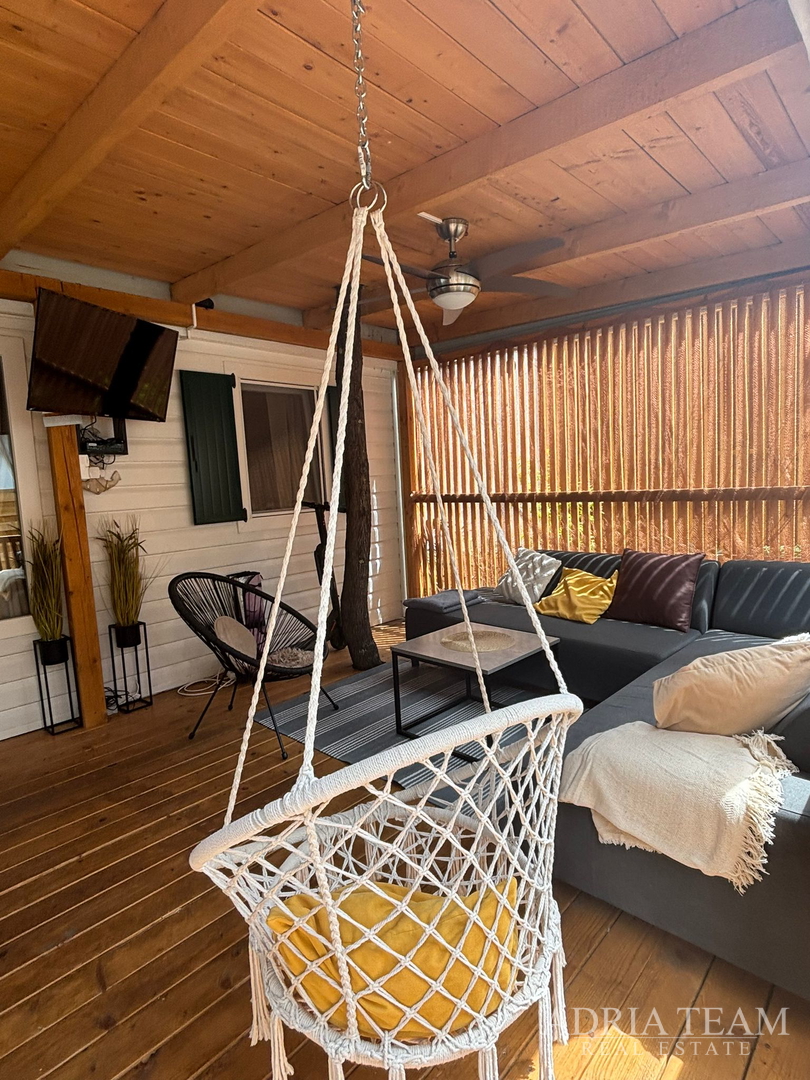 PRODAJE SE POTPUNO OPREMLJENA MOBILNA KUĆA – 70 m OD MORA Biograd na Moru – Camping Park Soline