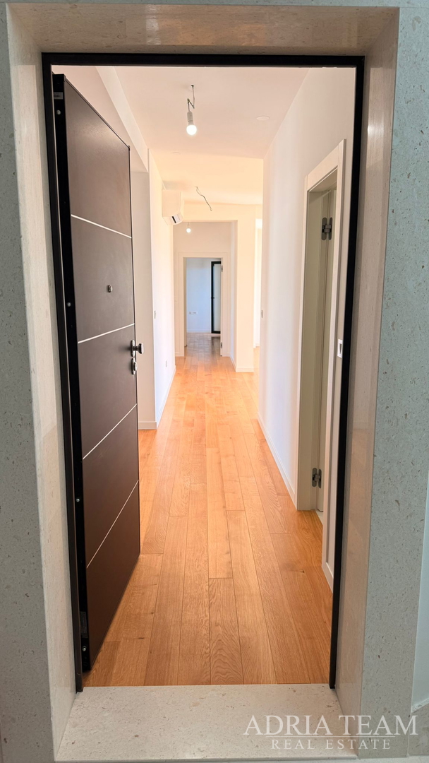 2 PROSTRANA APARTMANA, PRIVLAKA