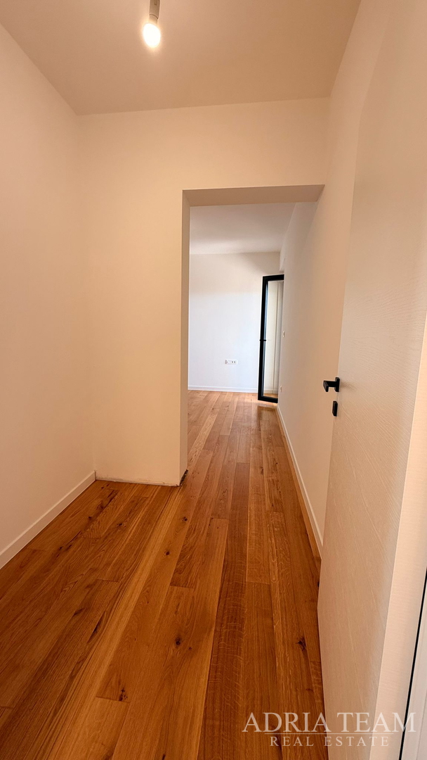 2 PROSTRANA APARTMANA, PRIVLAKA