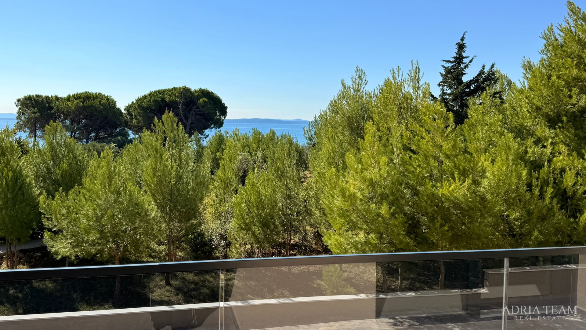 2 PROSTRANA APARTMANA, PRIVLAKA