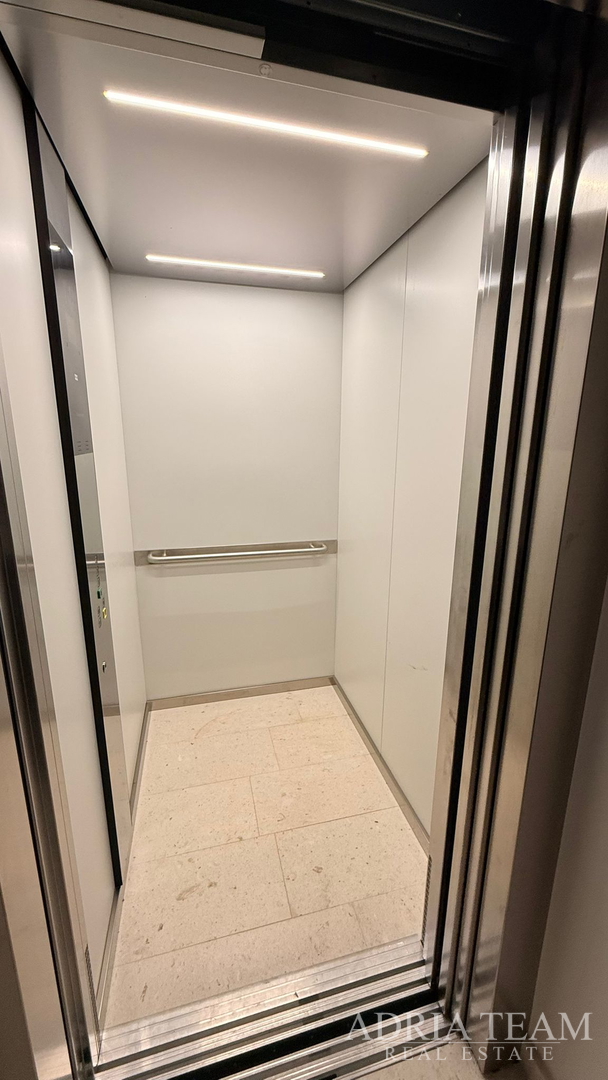 2 PROSTRANA APARTMANA, PRIVLAKA