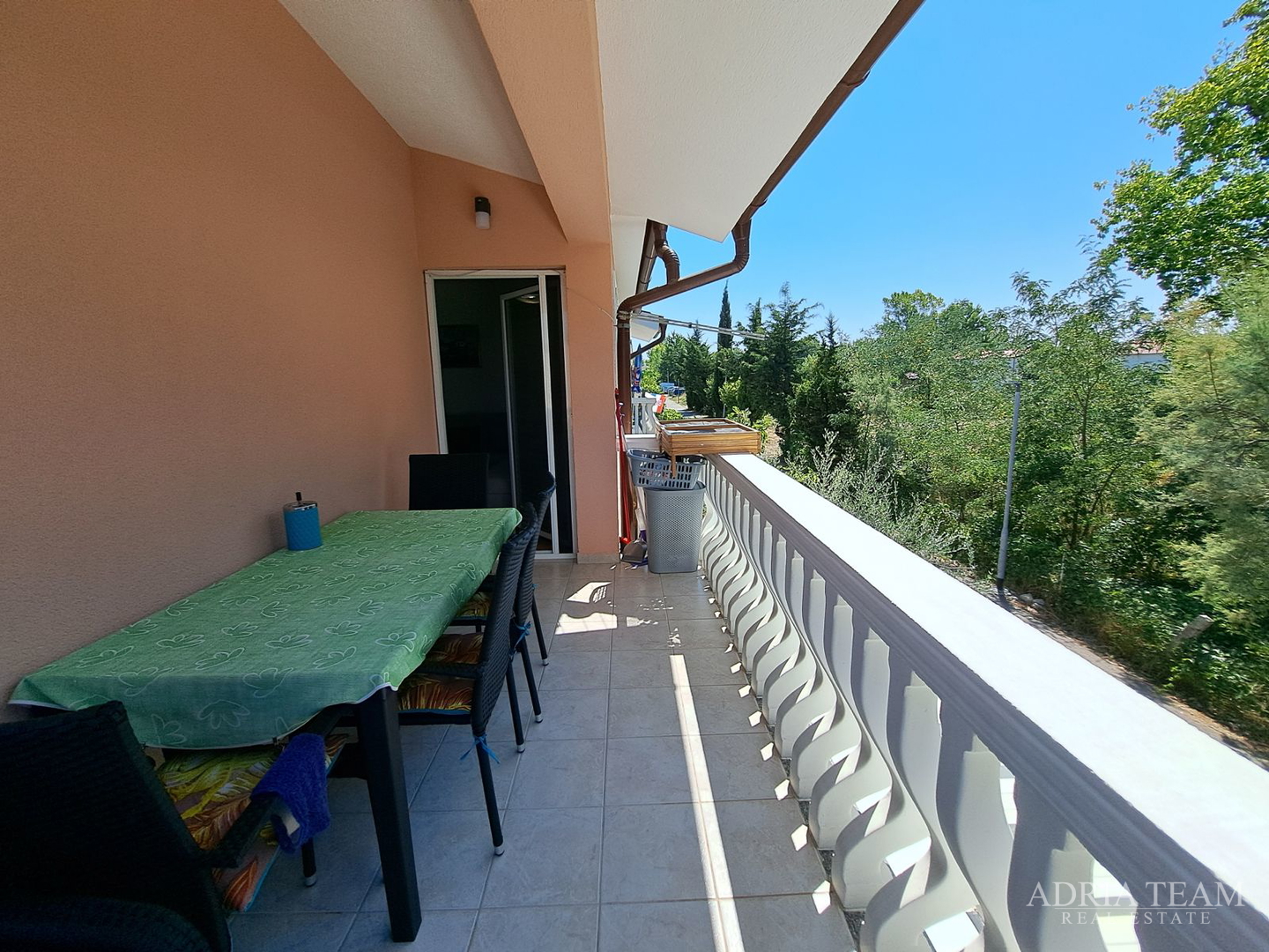 Apartment 150 m vom Meer, Vrsi, Žukve