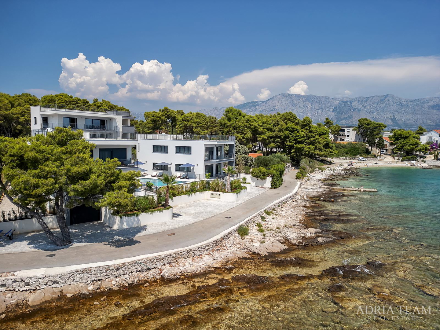 FENOMENALE GELEGENHEIT AN TOP-LAGE!! KOMPLEX AUS DREI OBJEKTEN, 10 M VOM MEER, HVAR - SUĆURAJ