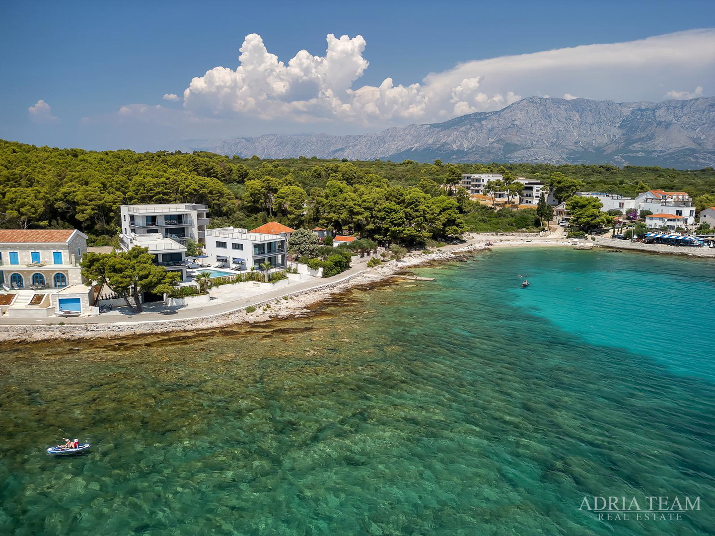 FENOMENALE GELEGENHEIT AN TOP-LAGE!! KOMPLEX AUS DREI OBJEKTEN, 10 M VOM MEER, HVAR - SUĆURAJ