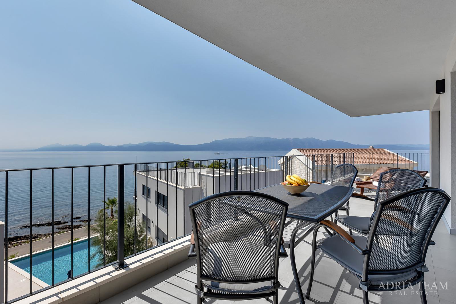 FENOMENALE GELEGENHEIT AN TOP-LAGE!! KOMPLEX AUS DREI OBJEKTEN, 10 M VOM MEER, HVAR - SUĆURAJ