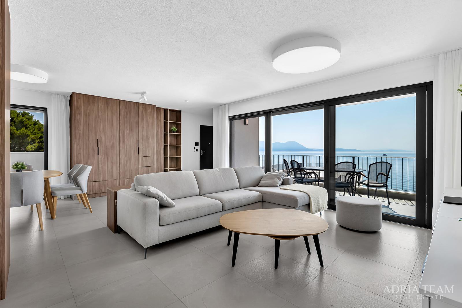 FENOMENALE GELEGENHEIT AN TOP-LAGE!! KOMPLEX AUS DREI OBJEKTEN, 10 M VOM MEER, HVAR - SUĆURAJ