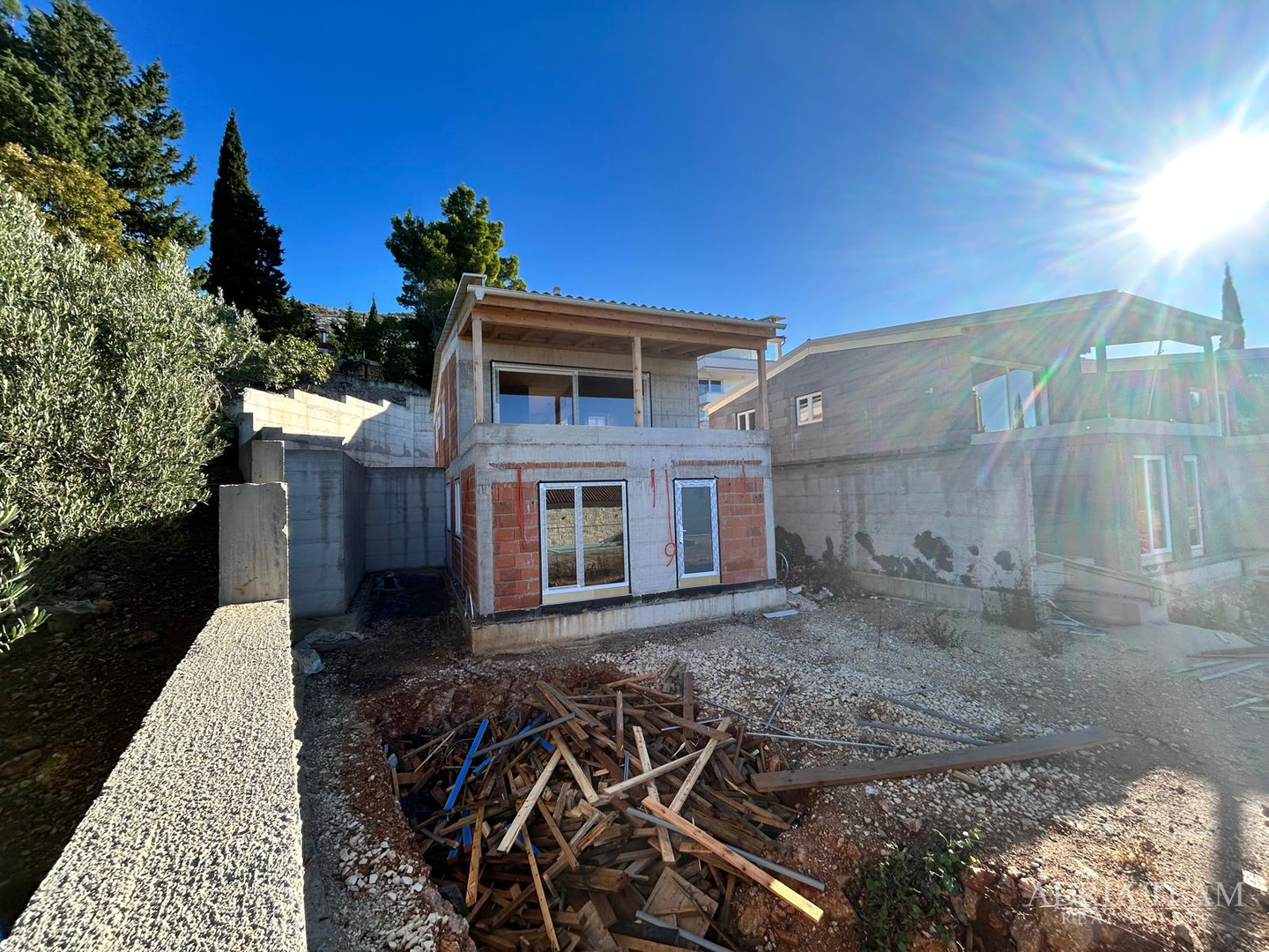 APARTMENTS WITH GARDEN IN A RESIDENTIAL BUILDING, NEW CONSTRUCTION - PRIVLAKA