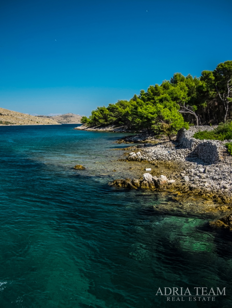 APARTMAN S DVIJE TERASE, DRUGI RED DO MORA - PETRČANE