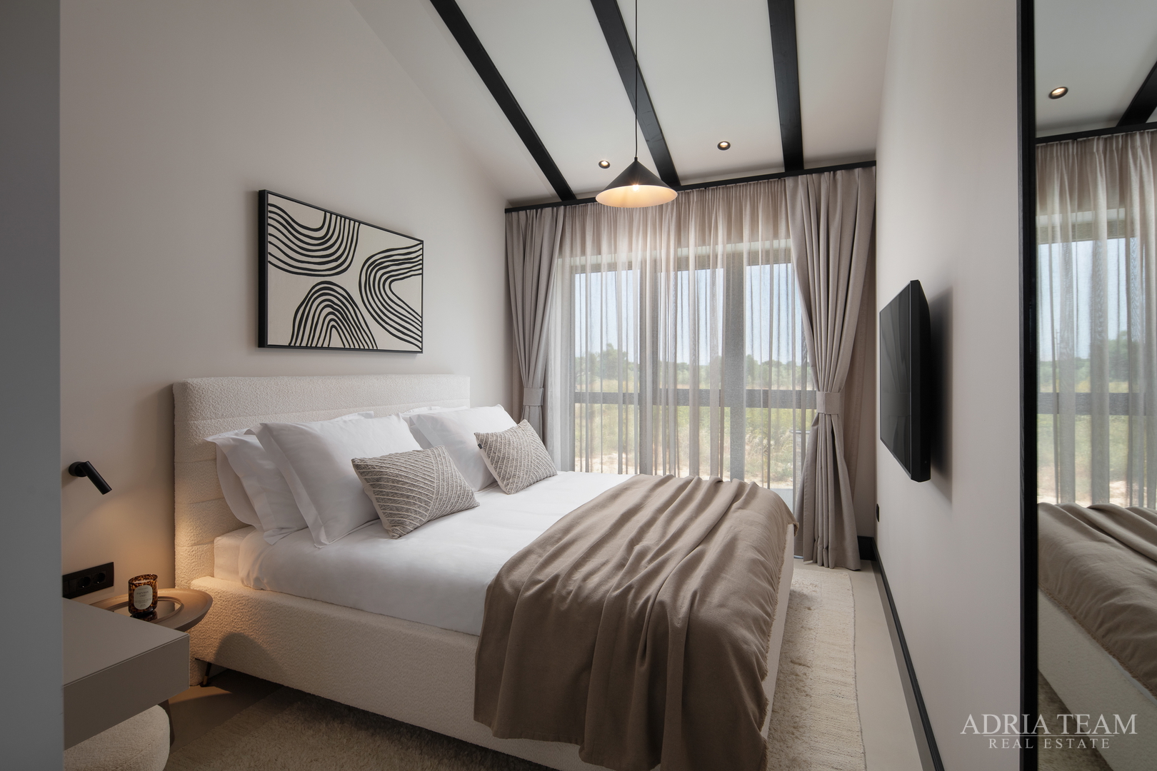 HAUS MIT SOMMERKÜCHE UND SCHWIMMPOOL, NEUBAU - VISOČANE