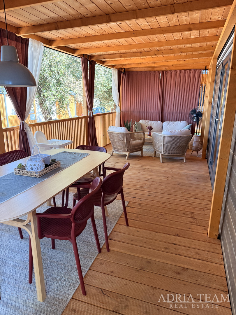 VOLL AUSGESTATTETES MOBILHEIM, 175 M VOM MEER ENTFERNT, AKTIONSPREIS! - BIOGRAD NA MORU