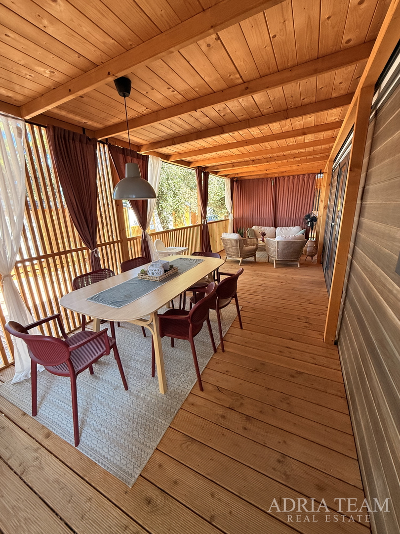 VOLL AUSGESTATTETES MOBILHEIM, 175 M VOM MEER ENTFERNT, AKTIONSPREIS! - BIOGRAD NA MORU