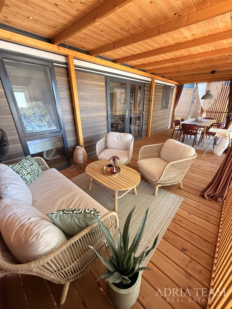 VOLL AUSGESTATTETES MOBILHEIM, 175 M VOM MEER ENTFERNT, AKTIONSPREIS! - BIOGRAD NA MORU