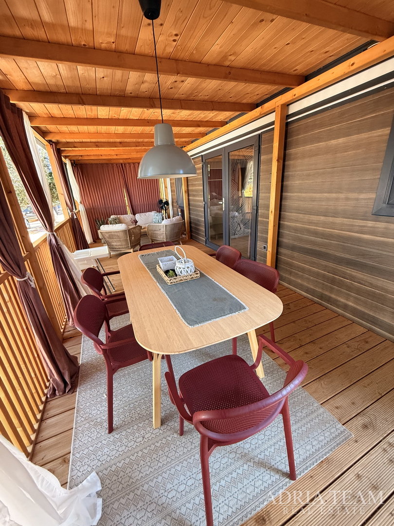 VOLL AUSGESTATTETES MOBILHEIM, 175 M VOM MEER ENTFERNT, AKTIONSPREIS! - BIOGRAD NA MORU