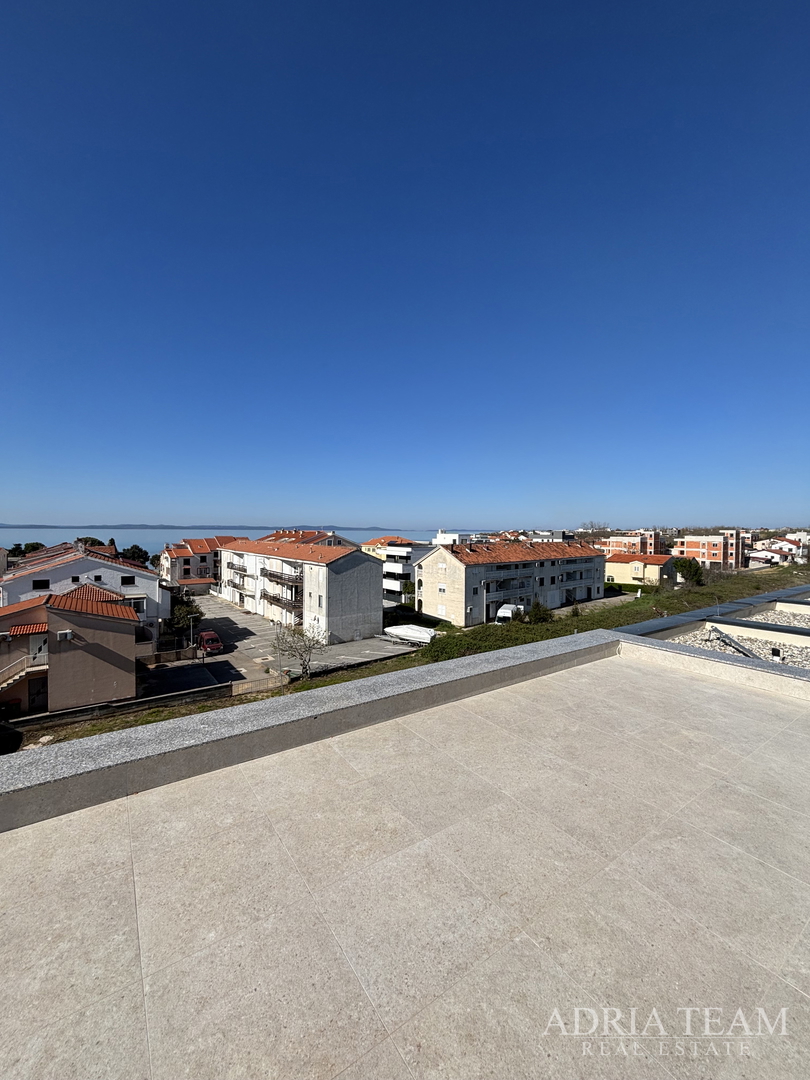 APARTMENT NEAR THE BEACH, NEW CONSTRUCTION, 150 m FROM THE SEA - PRIVLAKA