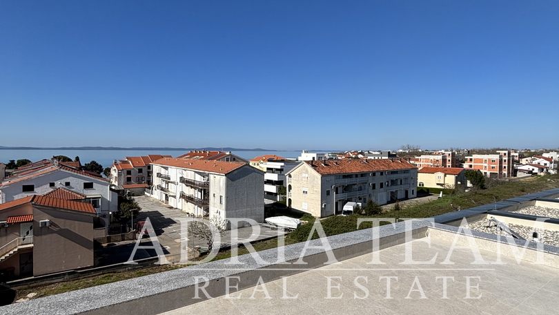 APARTMAN U BLIZINI PLAŽE, NOVOGRADNJA, 150 m OD MORA - PRIVLAKA