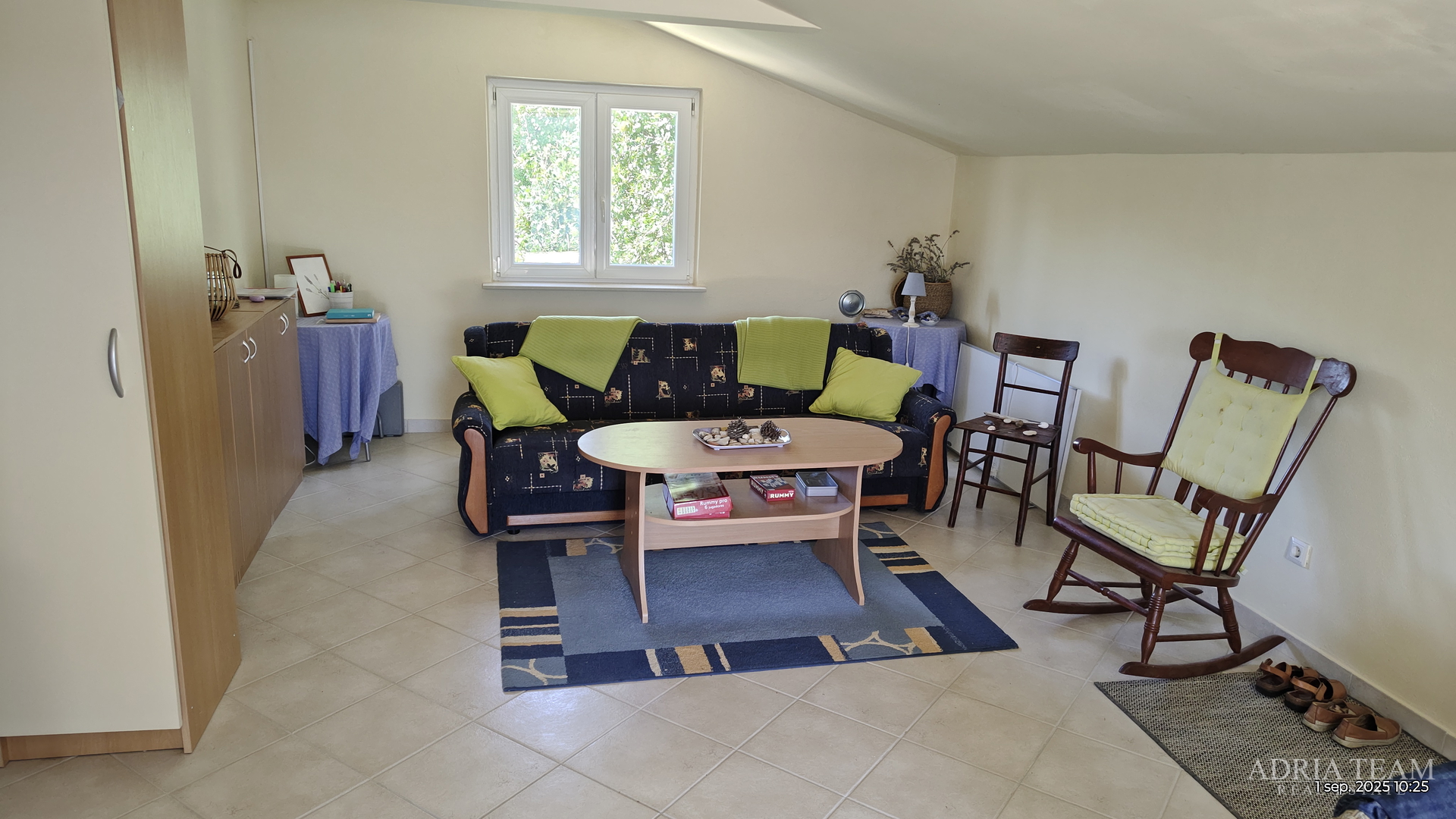 HAUS MIT WUNDERSCHÖNEM OFFENEM MEERBLICK, TEILWEISE RENOVIERT - DONJI KARIN