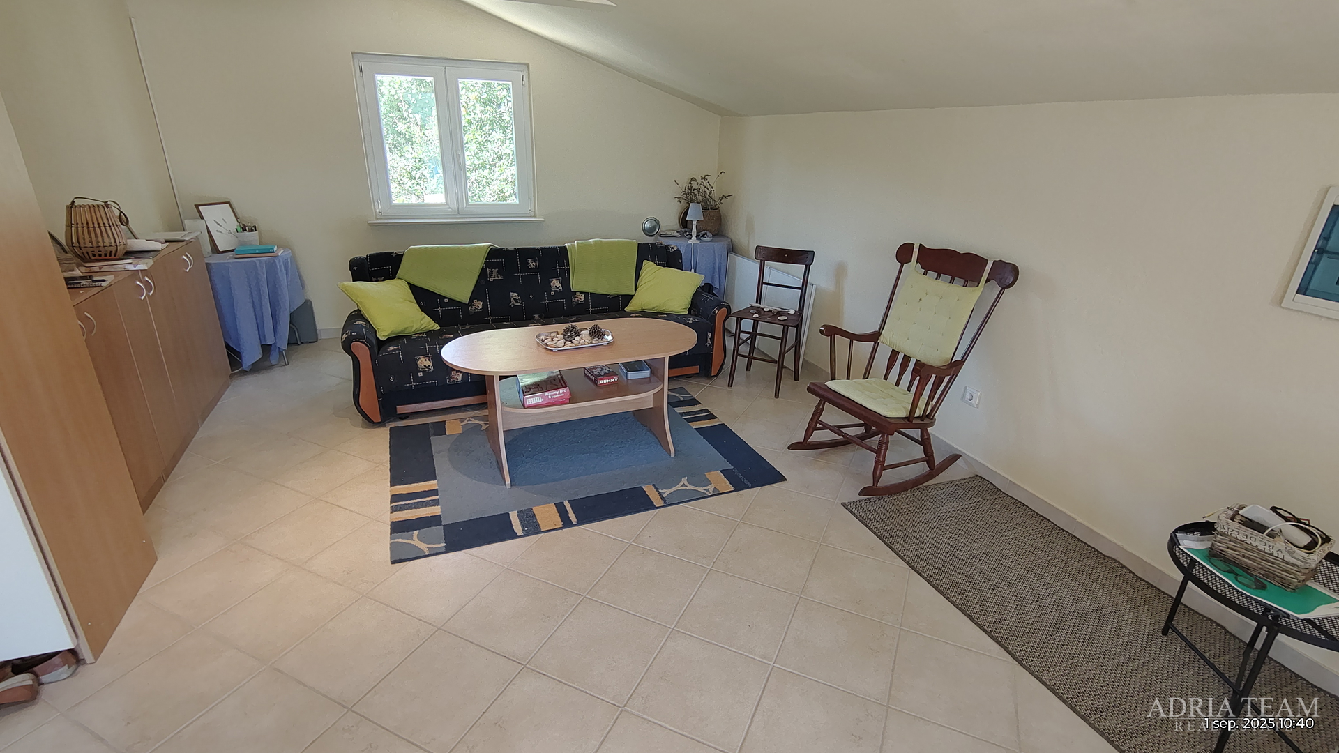 HAUS MIT WUNDERSCHÖNEM OFFENEM MEERBLICK, TEILWEISE RENOVIERT - DONJI KARIN