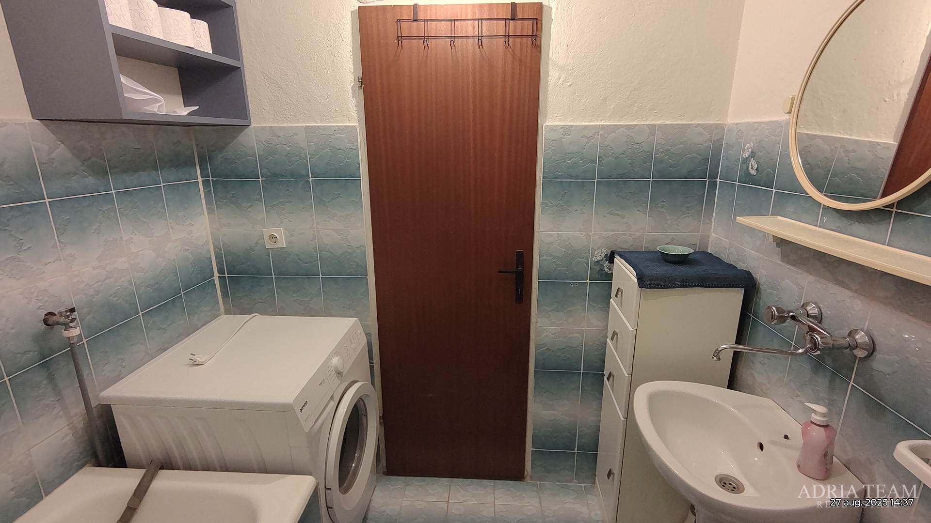 HAUS MIT WUNDERSCHÖNEM OFFENEM MEERBLICK, TEILWEISE RENOVIERT - DONJI KARIN