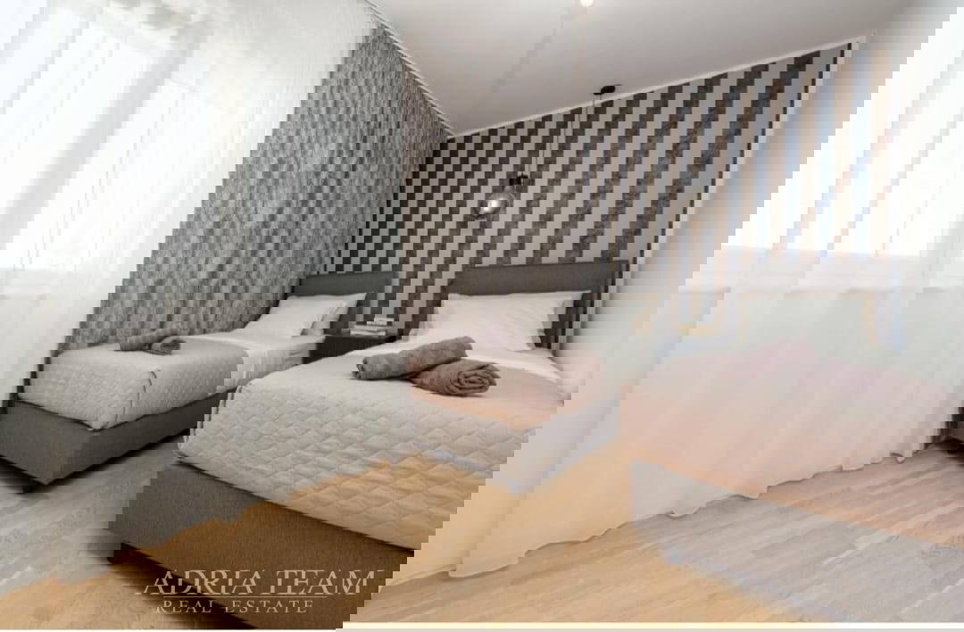 DVOETAŽNI APARTMANI U NOVOGRADNJI, BLIZINA MORA - PRIVLAKA