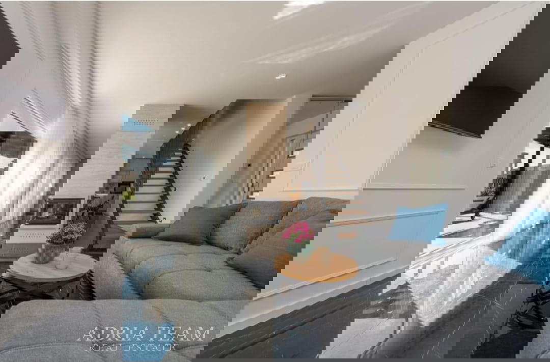 DVOETAŽNI APARTMANI U NOVOGRADNJI, BLIZINA MORA - PRIVLAKA