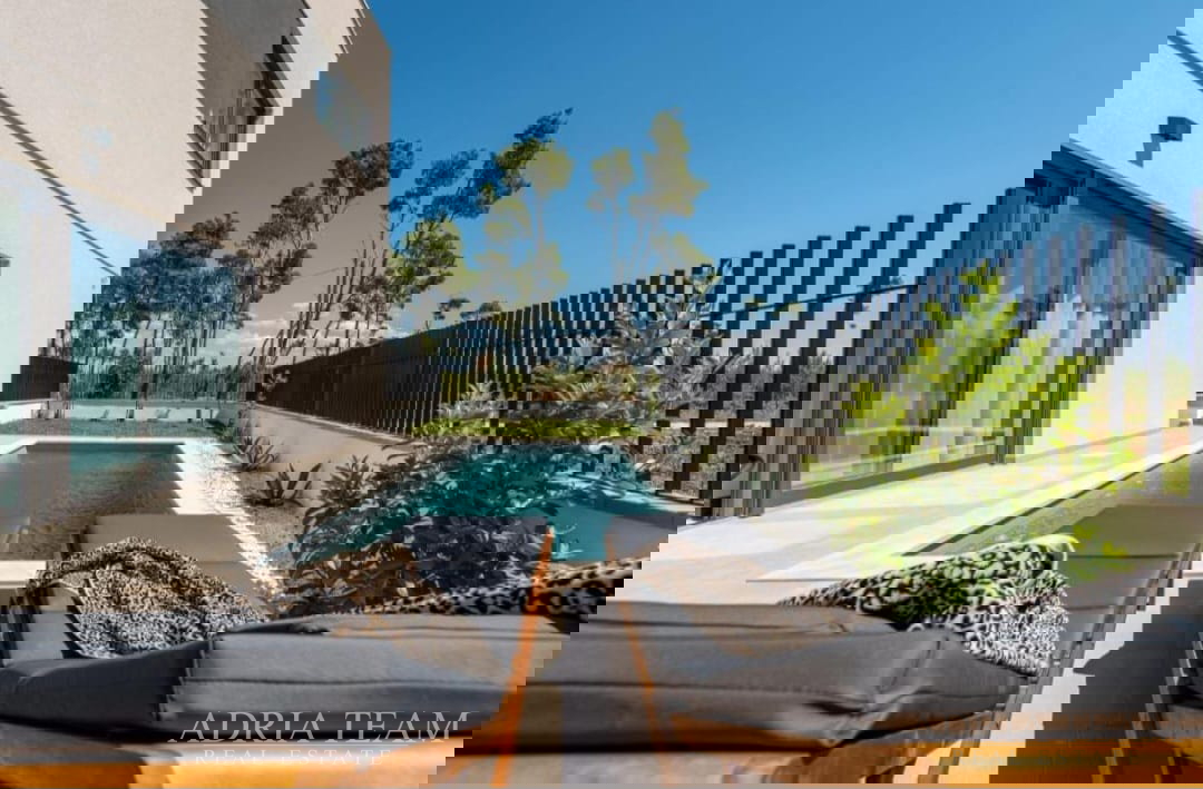 DVOETAŽNI APARTMANI U NOVOGRADNJI, BLIZINA MORA - PRIVLAKA