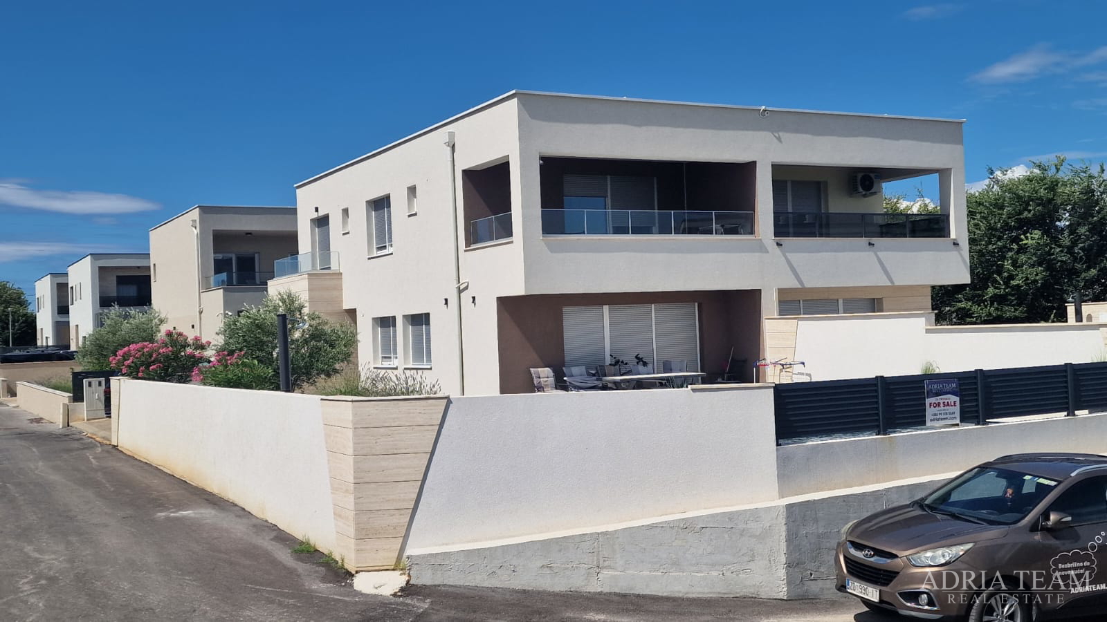 HERBSTAKTION! FERIENHAUS MIT POOL, 120 M VOM MEER ENTFERNT, NIN - ZADAR