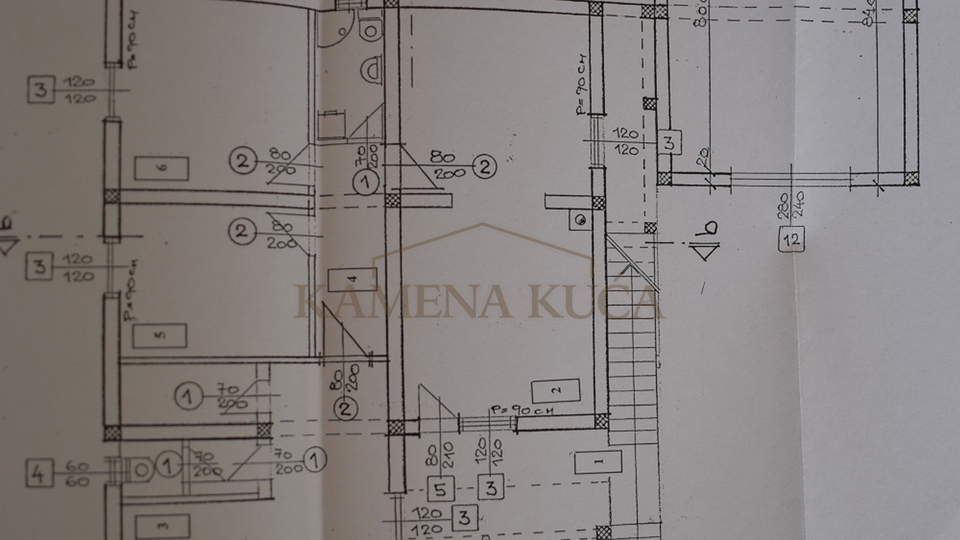 Haus, 245 m2, Verkauf, Nin