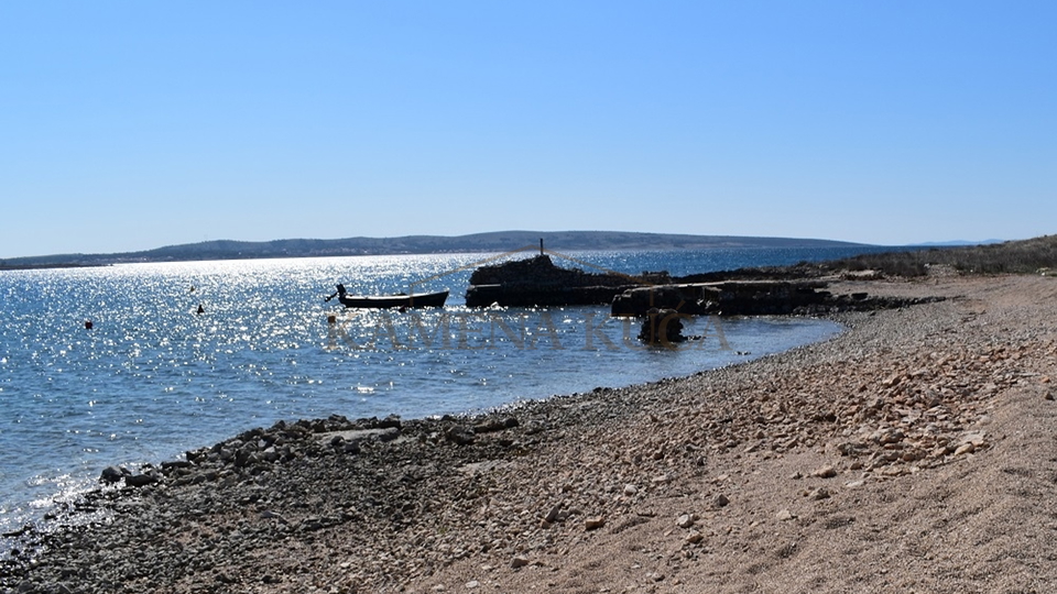 POVLJANA- 1ST ROW TO THE SEA!