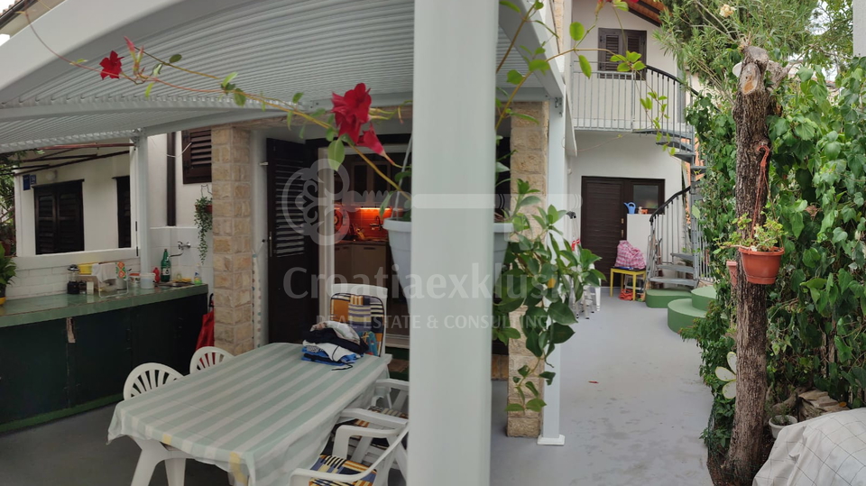 Haus, Jadrija Thumbnail