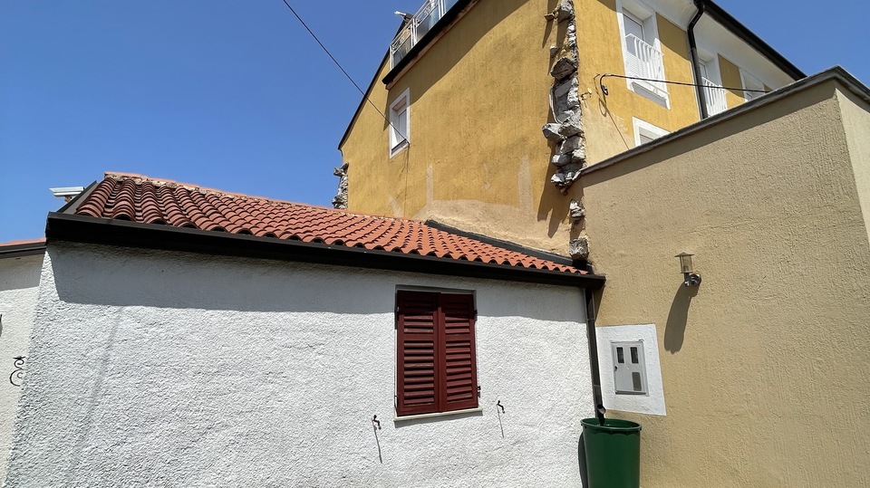Haus, 250 m2, Verkauf, Bašanija