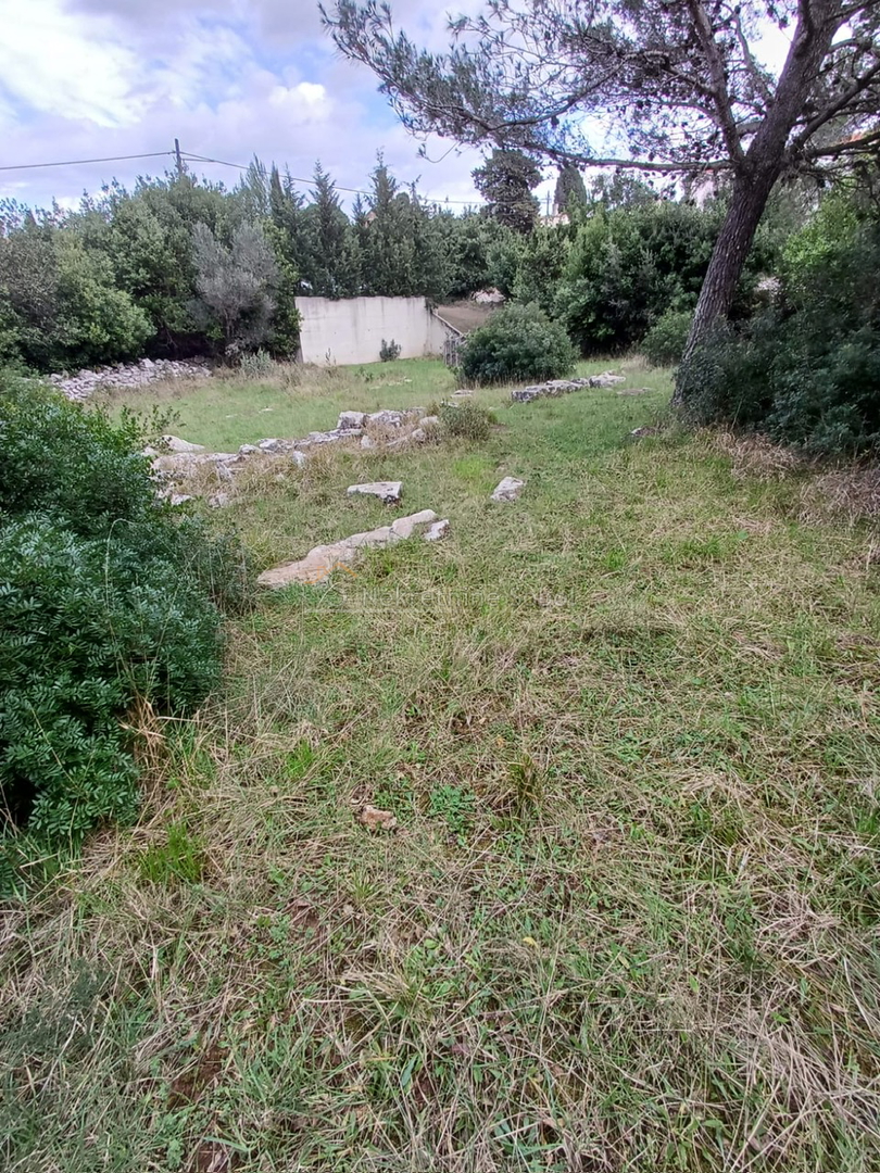 Veli Lošinj - Građevinsko, 1307 m2