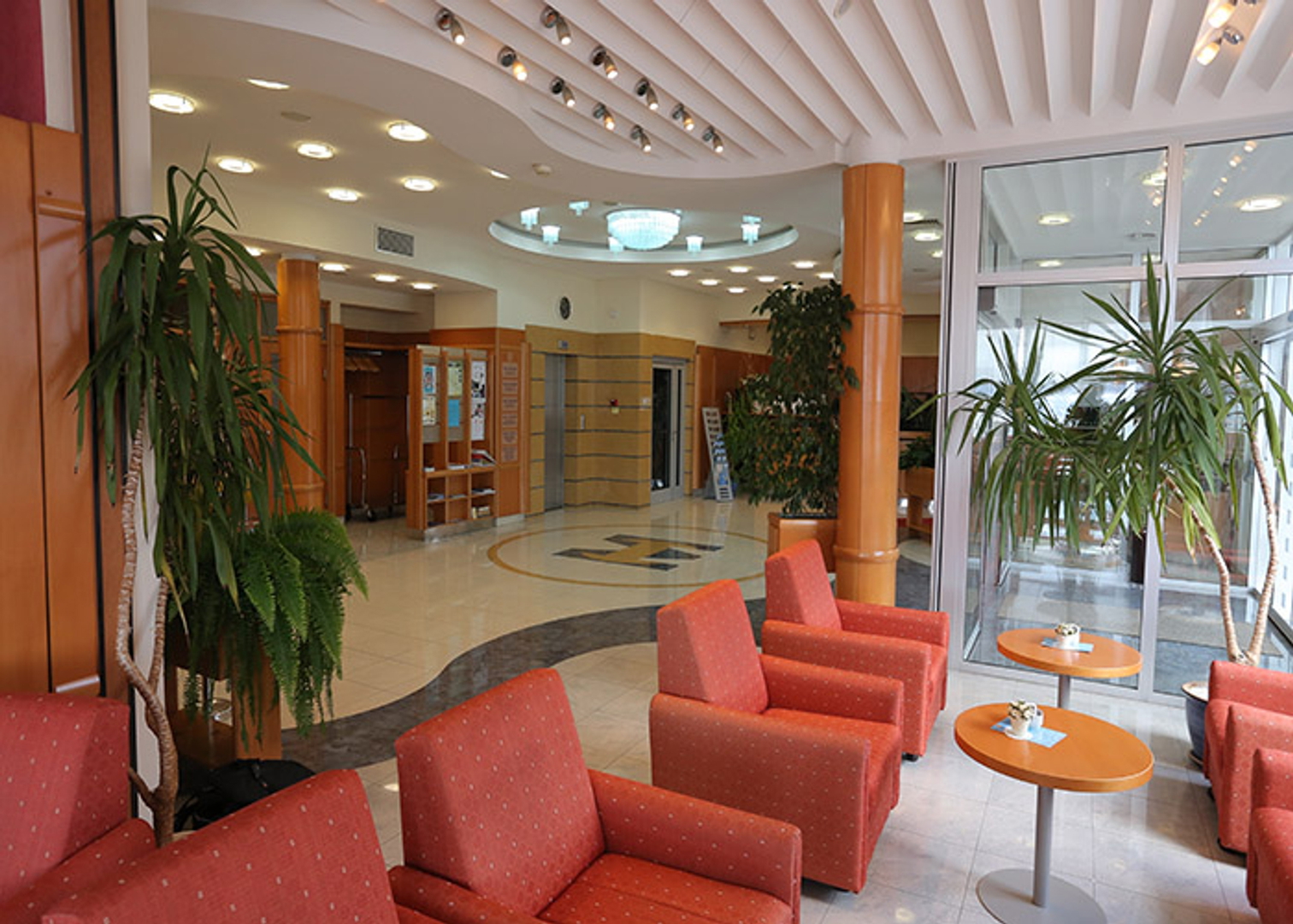 Crikvenica, Selce - Hotel, 5000 m2