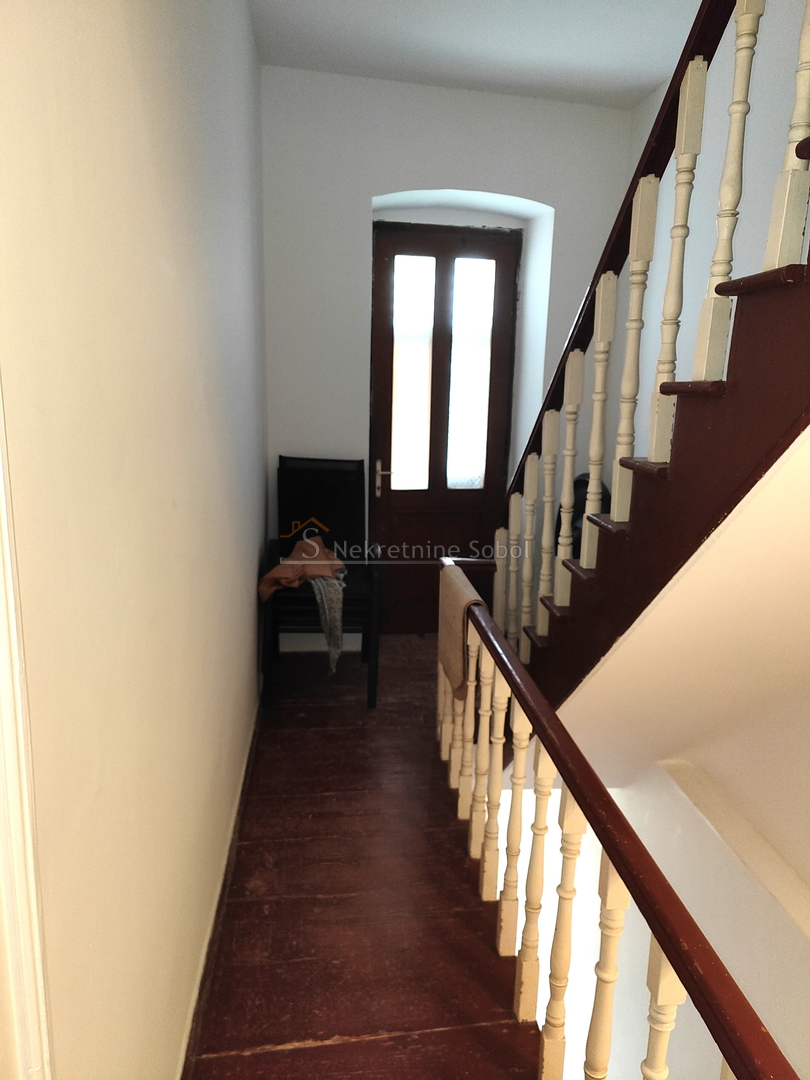 Mali Lošinj - Kuća, 100,00 m2