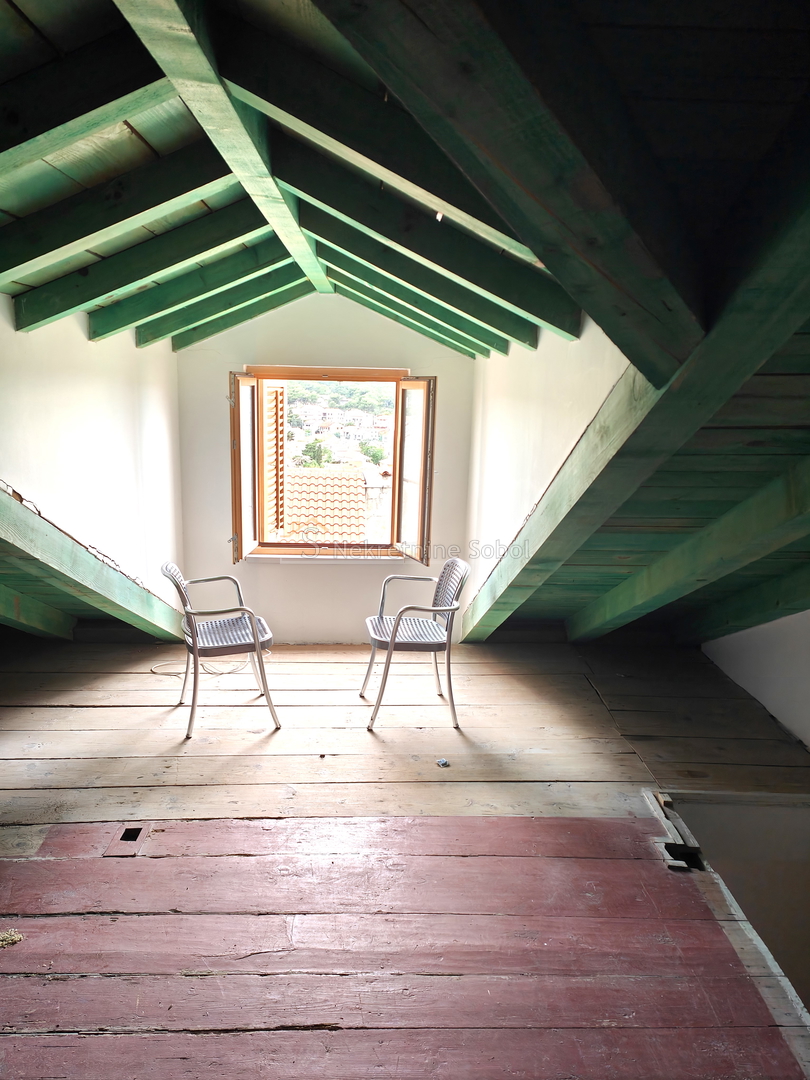 Mali Lošinj - Kuća, 100,00 m2