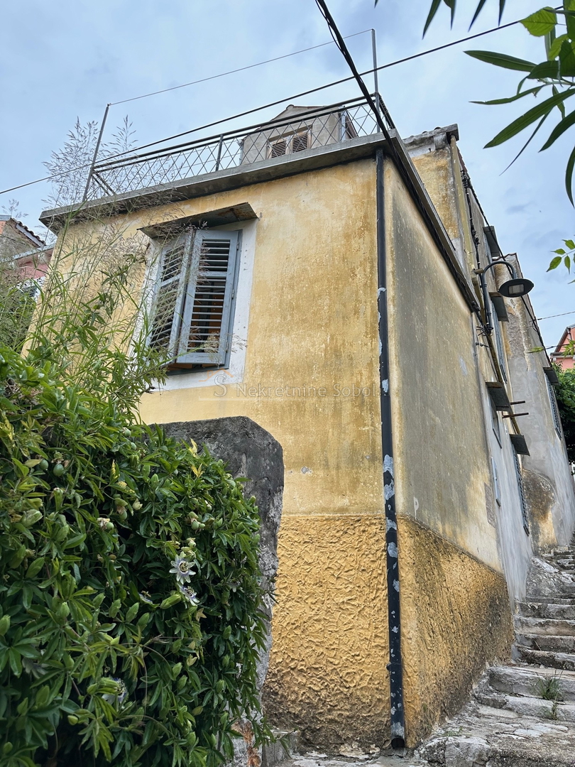 Mali Lošinj - Kuća, 100,00 m2