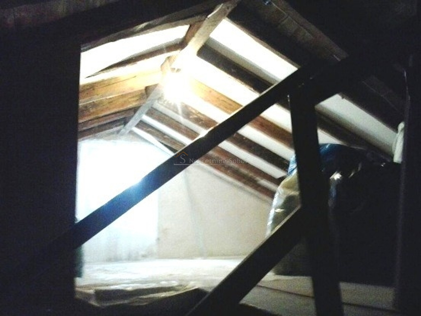 Unije - House, 240 M2