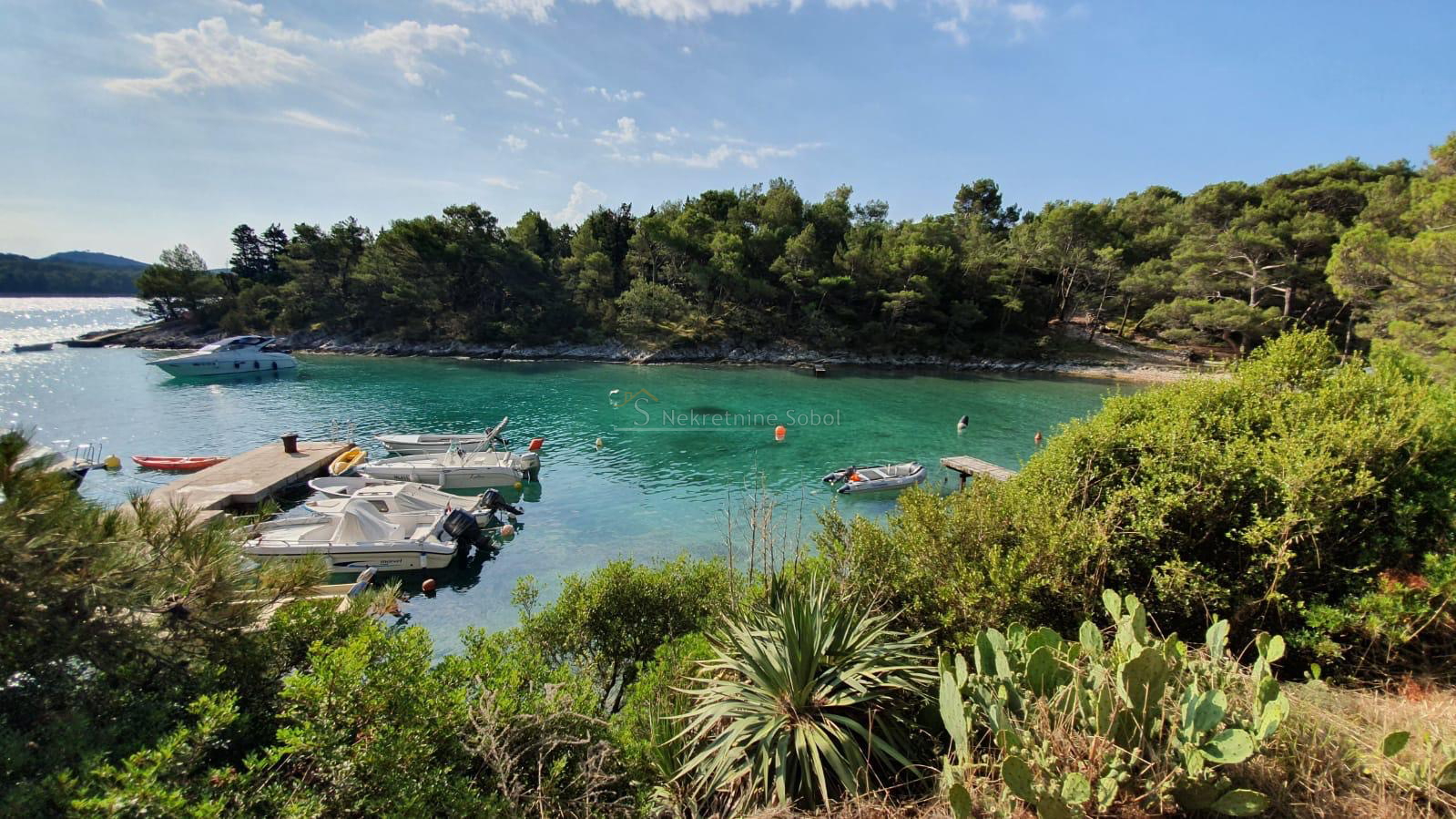 Mali Lošinj - Građevinsko, 412 m2