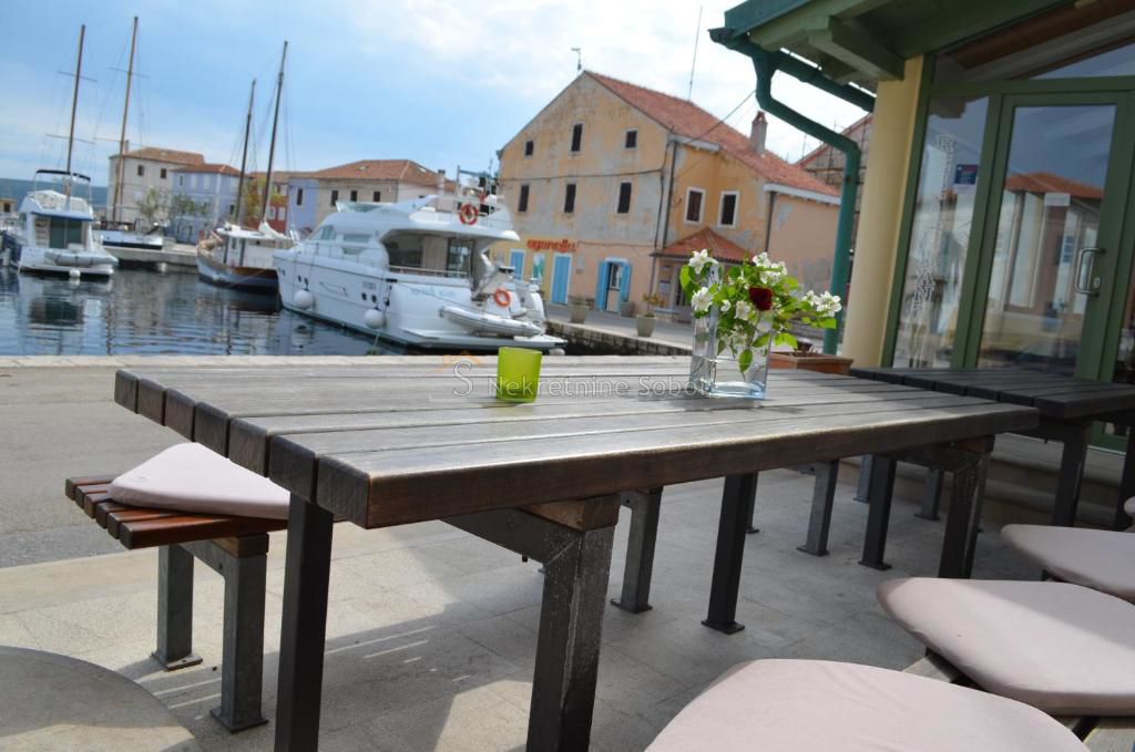 Nerezine, Otok Lošinj - Hotel, 850 m2