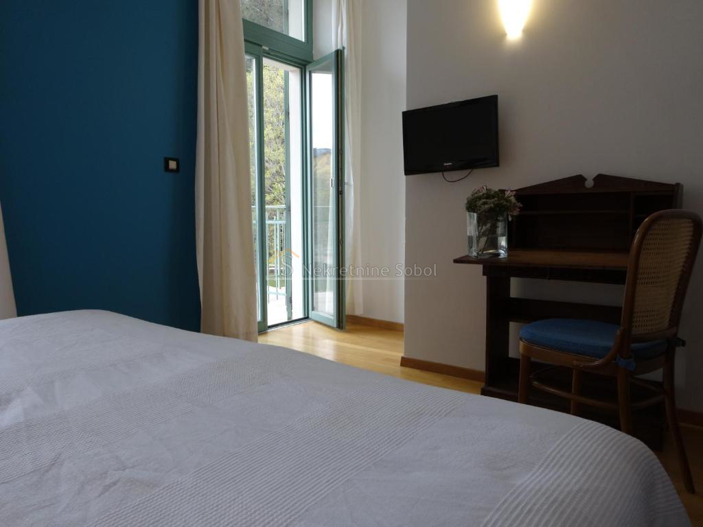 Nerezine, Otok Lošinj - Hotel, 850 m2