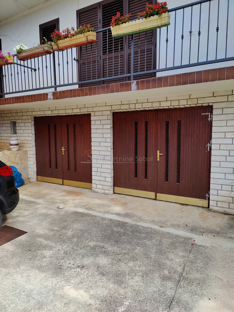 Mali Lošinj - Kuća, 467.64 m2