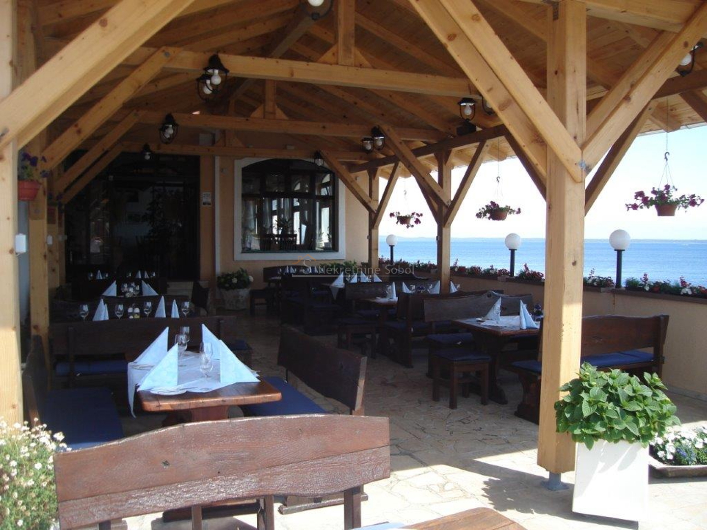 Mali Losinj - Business premise, 447.10 m2